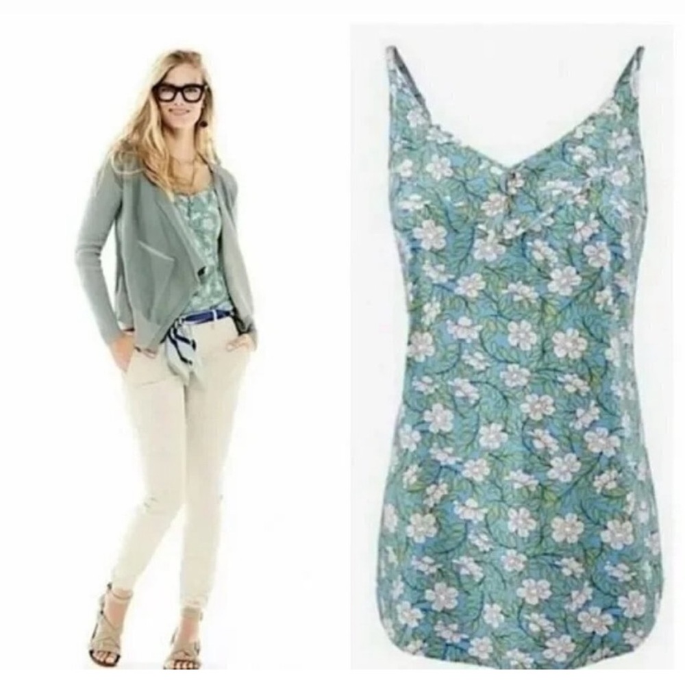 Floral V-Neck Tank Top in Green - Women's Casual Summer Cami